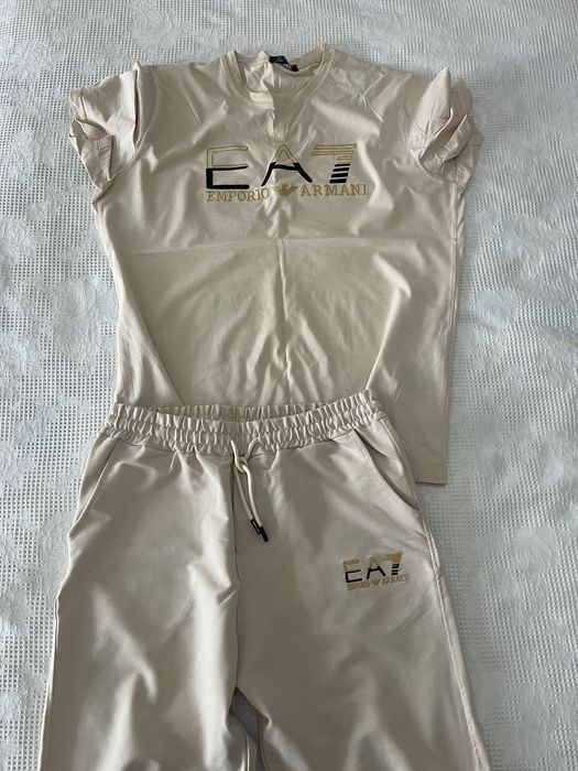 Armanı KAPPA екип