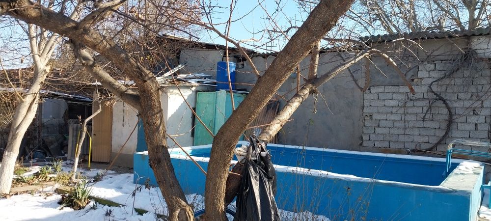 Уй жой ховли сотилади