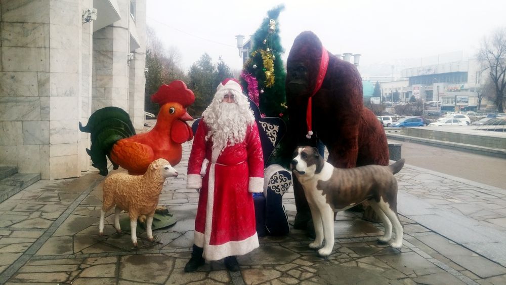 Продам скульптура собака,  барана,  петуха