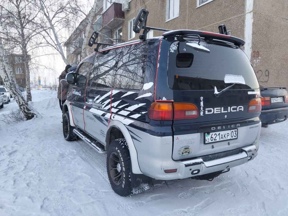 Mitsubishi Delica