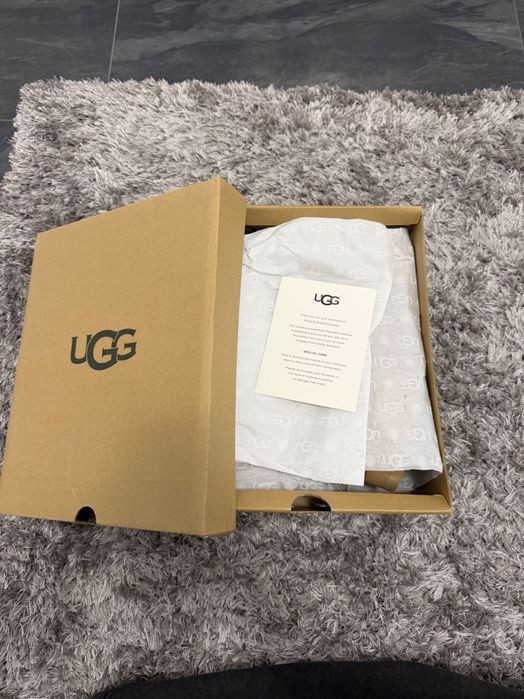 UGG Tazz Chestnut 39