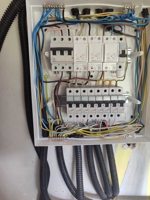 Электрик со стажем