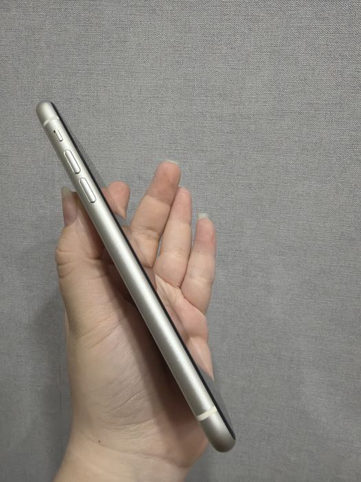 Iphone 11 хорошее состояние