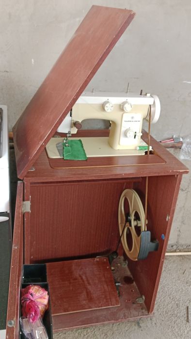 Чайка 142 мШвейная машина