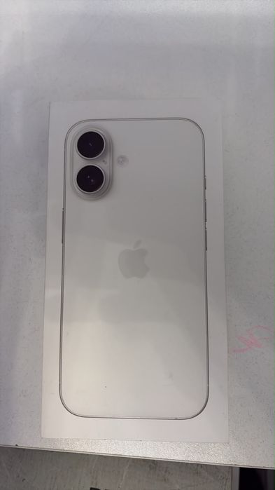 iphone 16, 100%, 256гб идеальный