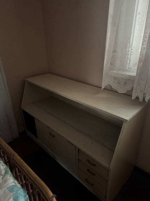 Спалня приста и шкафове