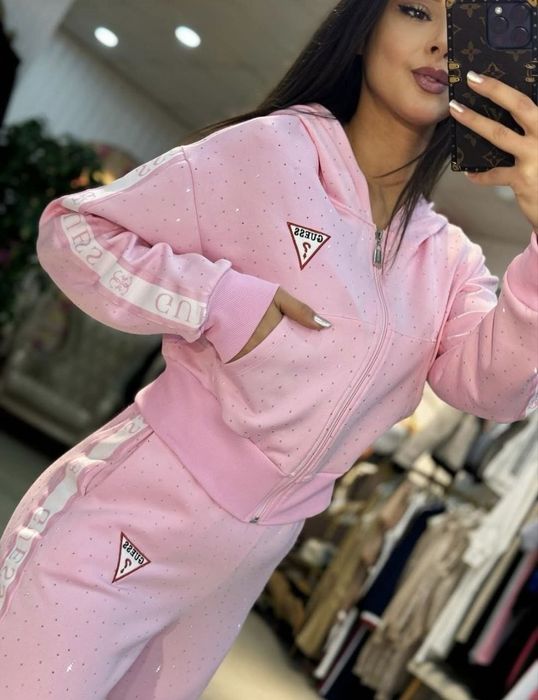 Compleu dama diferite modele