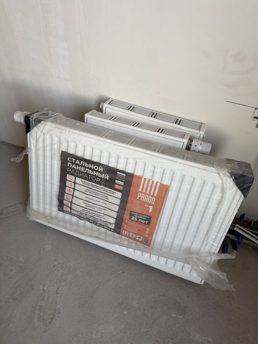 Батарея новая , цена за штуку