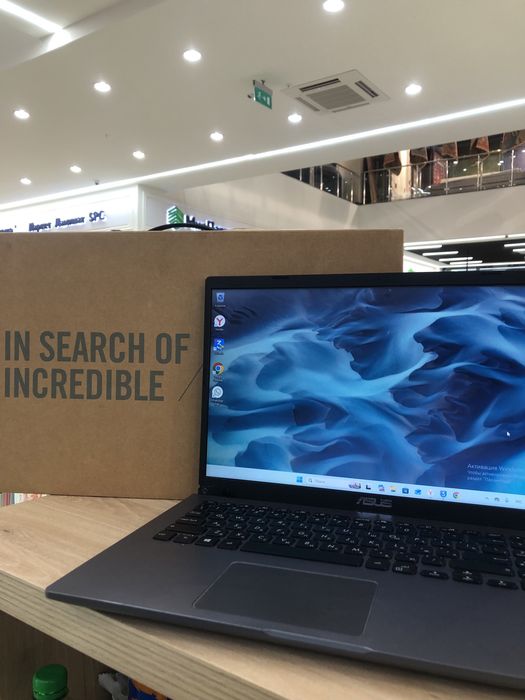 Ноутбук ASUS — в хорошем состоянии