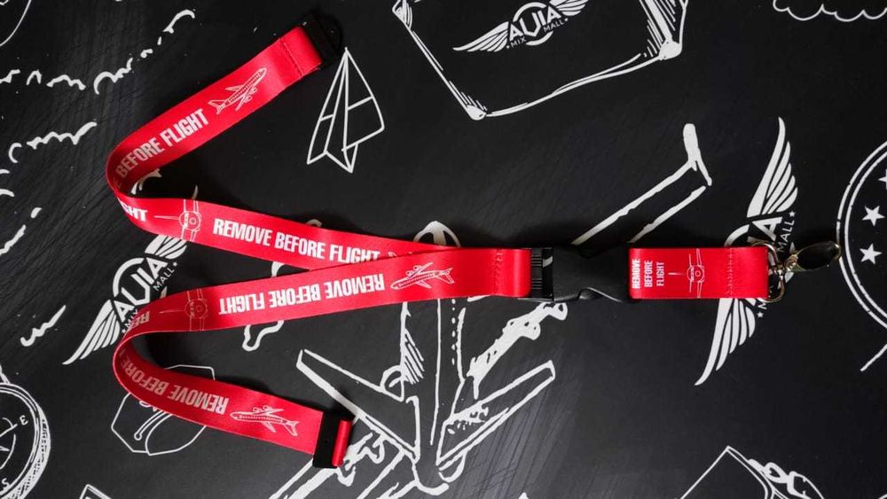 Лента для бейджей Remove before flight