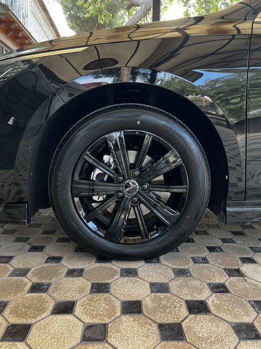 Черный наклейки на диски BYD CHAZOR