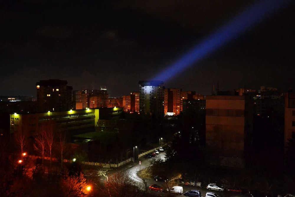 Модифициран фенер Convoy Конвой C8 Custom Light до 1020 м. по ANSI