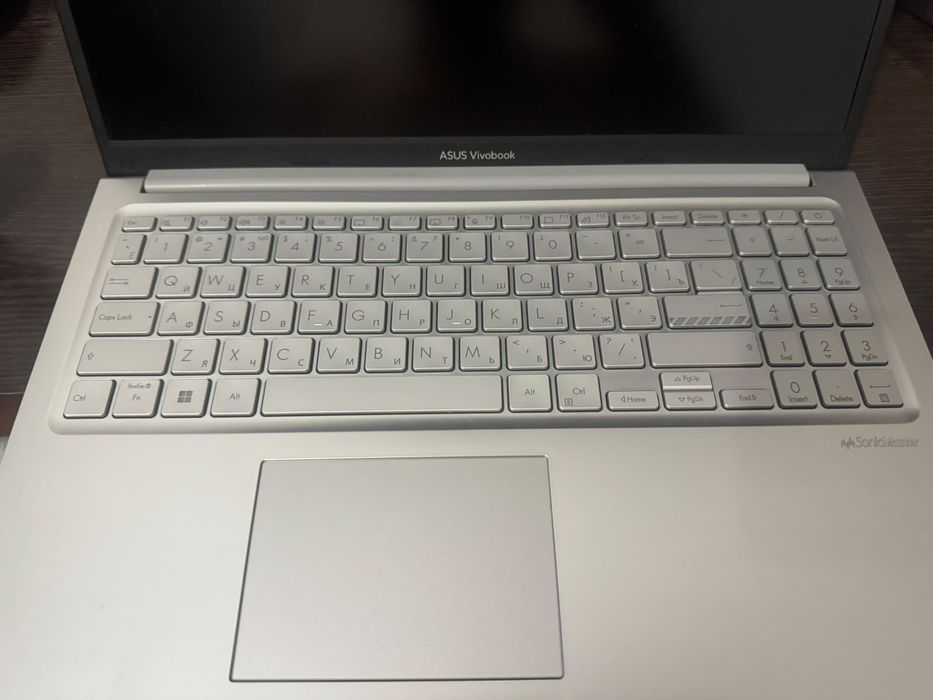 Asus vivobook 15