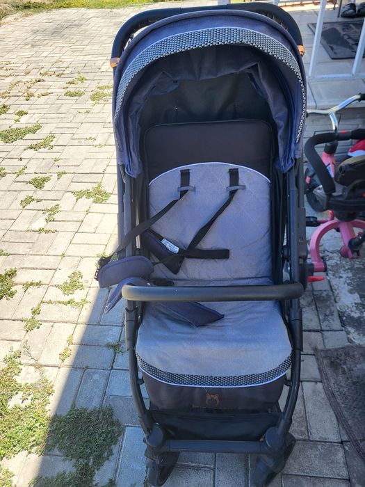 Коляска б/у  в хорошем состоянии