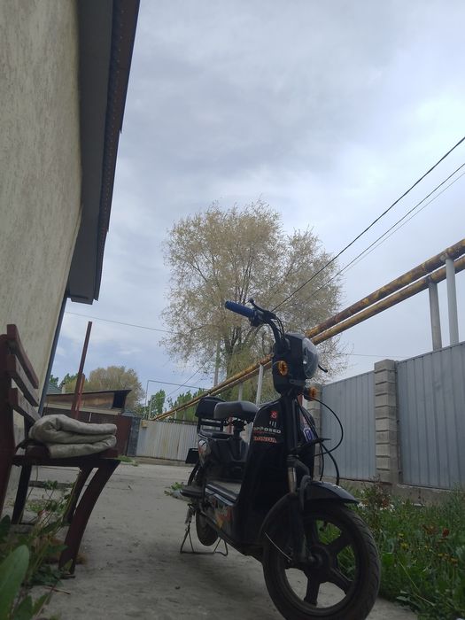 Сатылымда скутер ск8