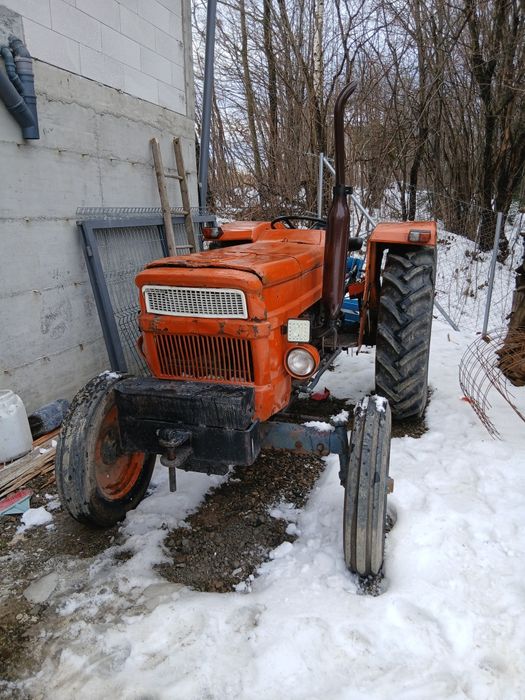 Tractor fiat 550 de vânzare