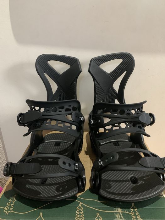 Legaturi Burton Nitro noi