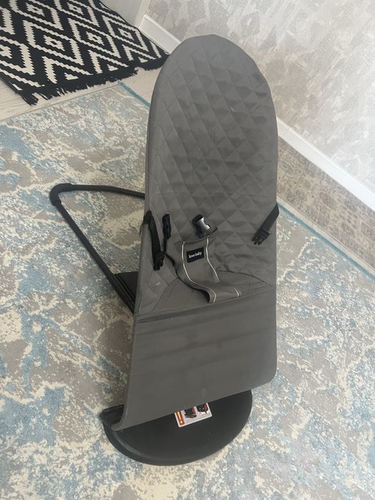 Отдаю символически