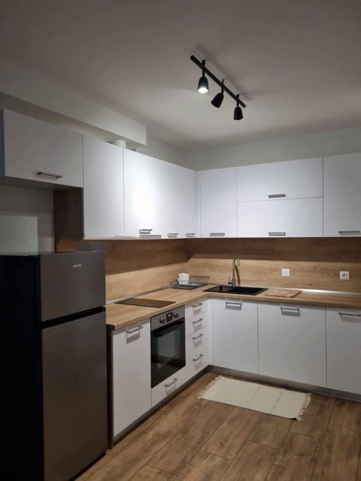 Дава се под наем Двустаен апартамент в София, Зона Б-18 - 89 кв.м за 699 € - Снимка #4