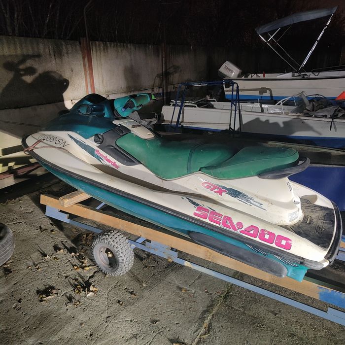 Sea-Doo bombardier GTX 1999 schimb cu auto