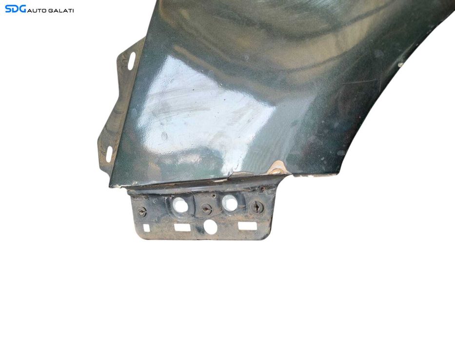 Aripa Stanga Fata Volkswagen Passat B6 2005 - 2010 (KIT in zona de prindere Bara) [LC0150]