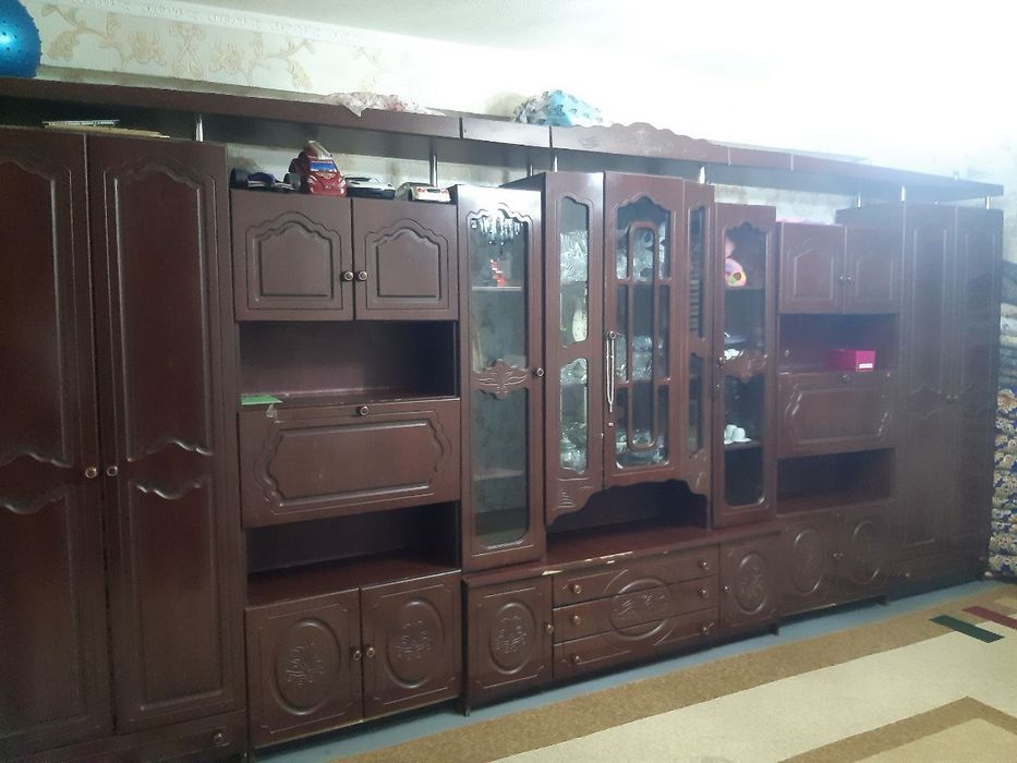 Стенка в хорошим состояние