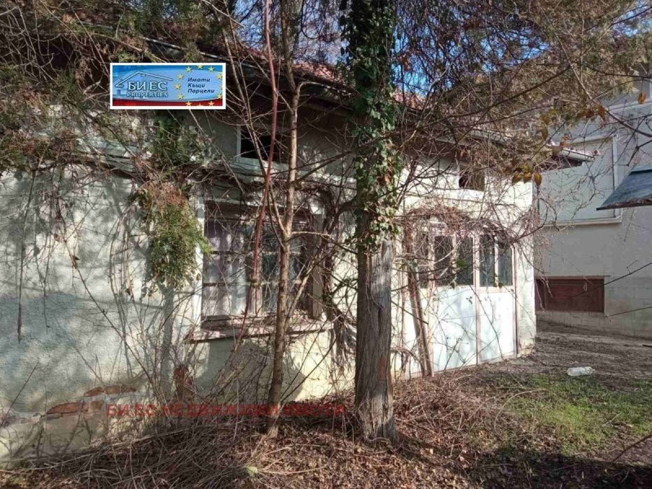 Къща в с. Осиковска Лакавица 108 м²