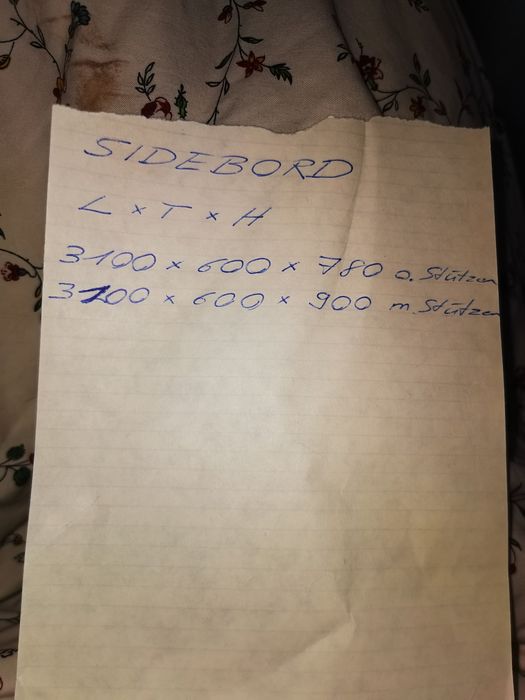 Поръчков шкаф, подходящ за заведение!