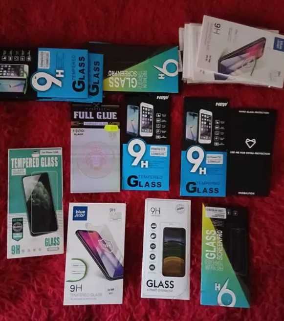 Lot 29 Folii Sticlă/Silicon Telefoane Samsung/iPhone/Huawei - SIGILATE