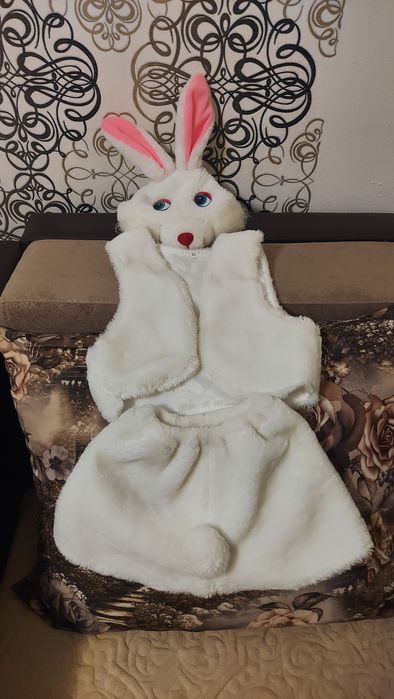 Продам новогодние костюмы