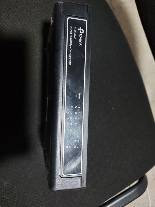 Сетевой свитч на 16 портов TP-Link