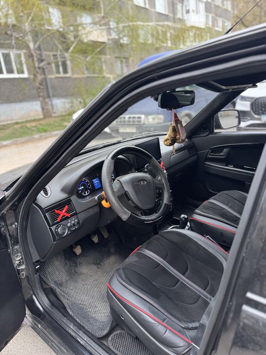 Продам Приора 2