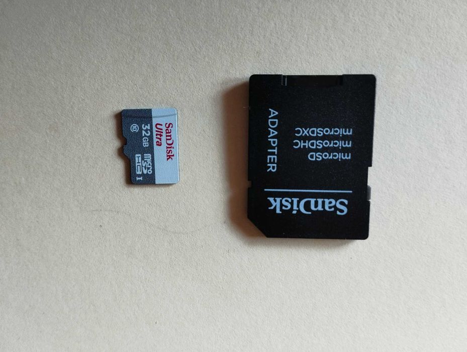 Canon EOS 1300d на около 700 кадъра.