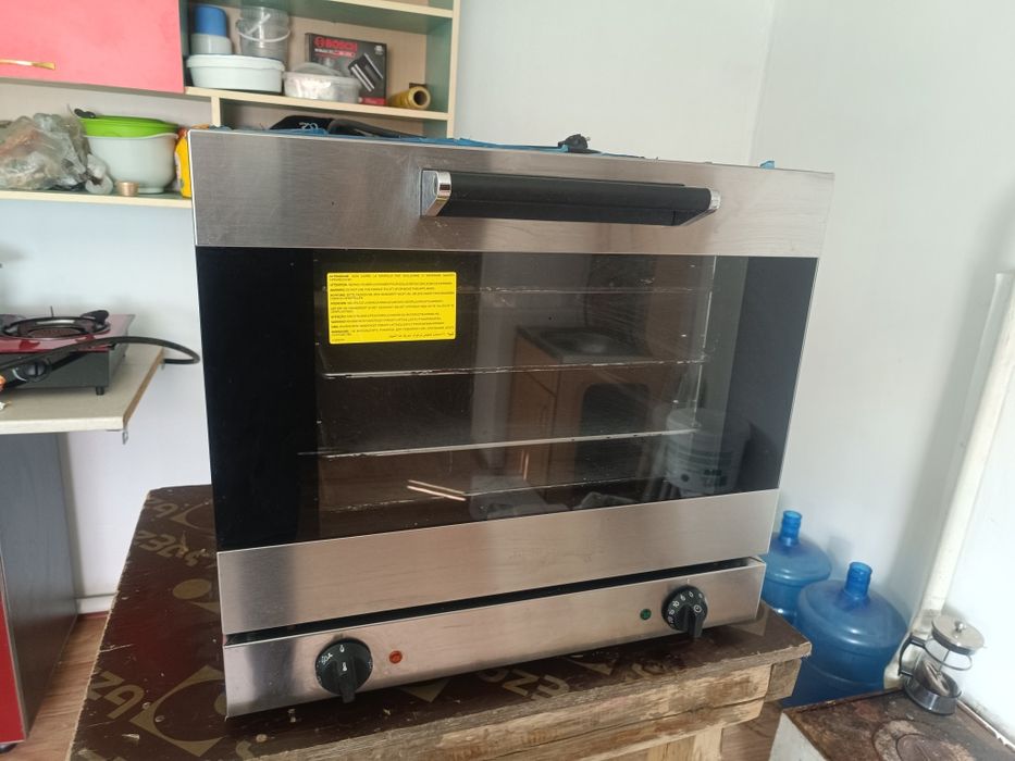 Духовка Smeg конвекционная