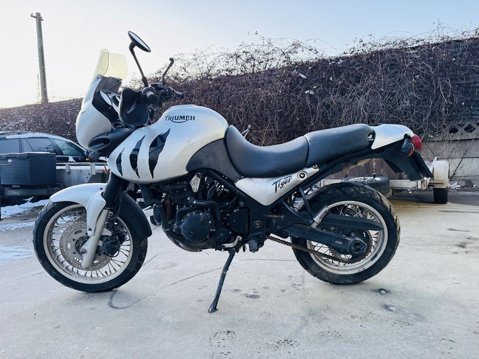RATE FIXE Triumph Tiger 995i ACCIDENTATA Livrare Gratuita Buyback