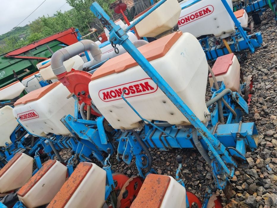 Semanatoare Porumb Monosem PNU 4 sire
