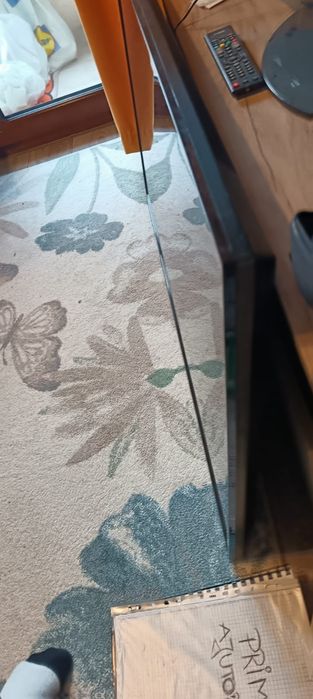 Televizor 50” 4K UHD Telefunken – Smart TV – Funcționează perfect