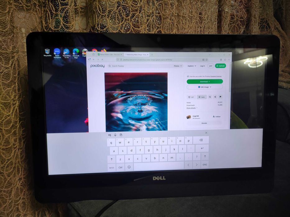 de vanzare All-in-One PC Dell Inspiron One 2330 (Intel Core i5-3330S