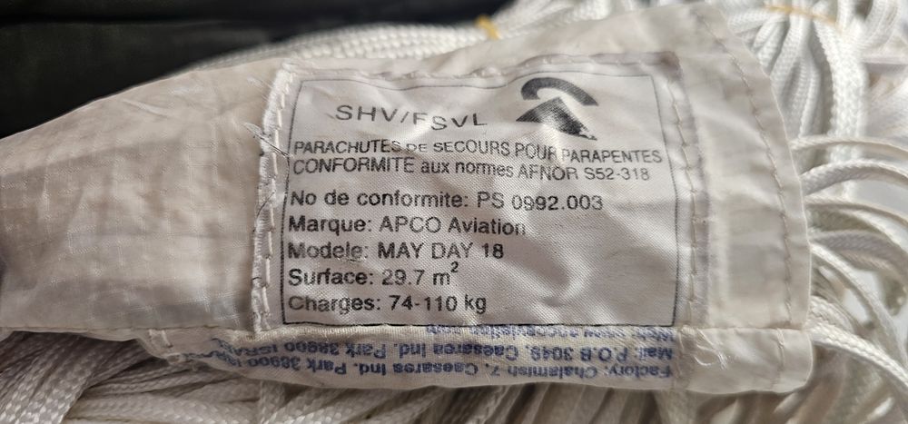 Parasuta rezerva parapanta 74 -110 kg