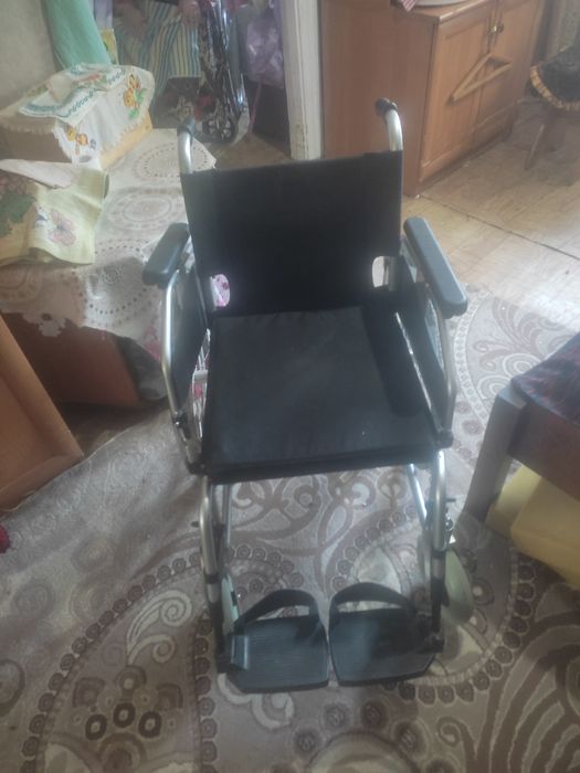 Инвалидная коляска