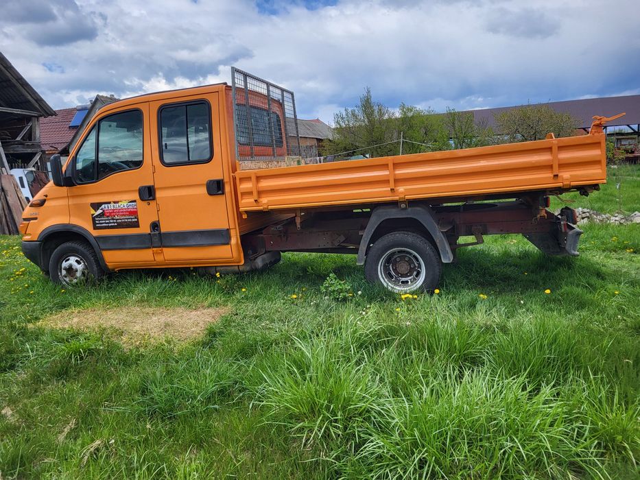 Iveco Daily Bas Pe Cutie Trilateral