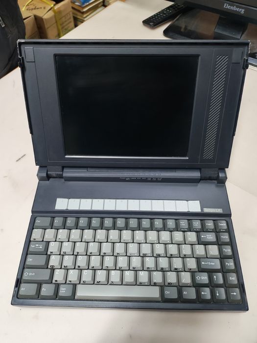 Ретро-ноутбук Everex Tempo LX (1991 г.)