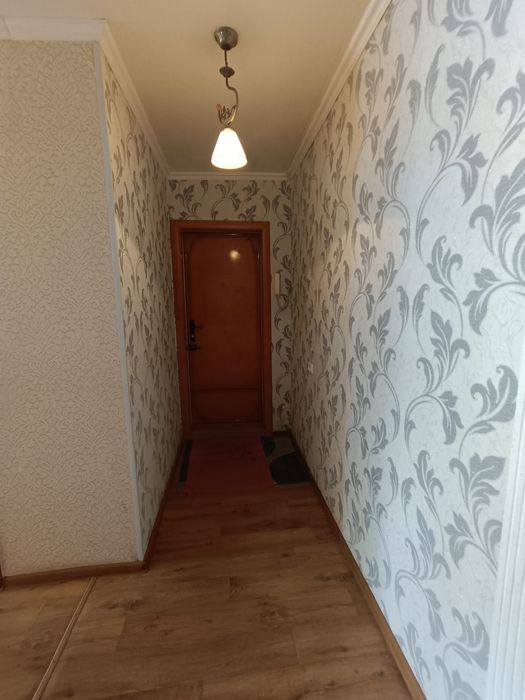 2 комн квартира район Школьник