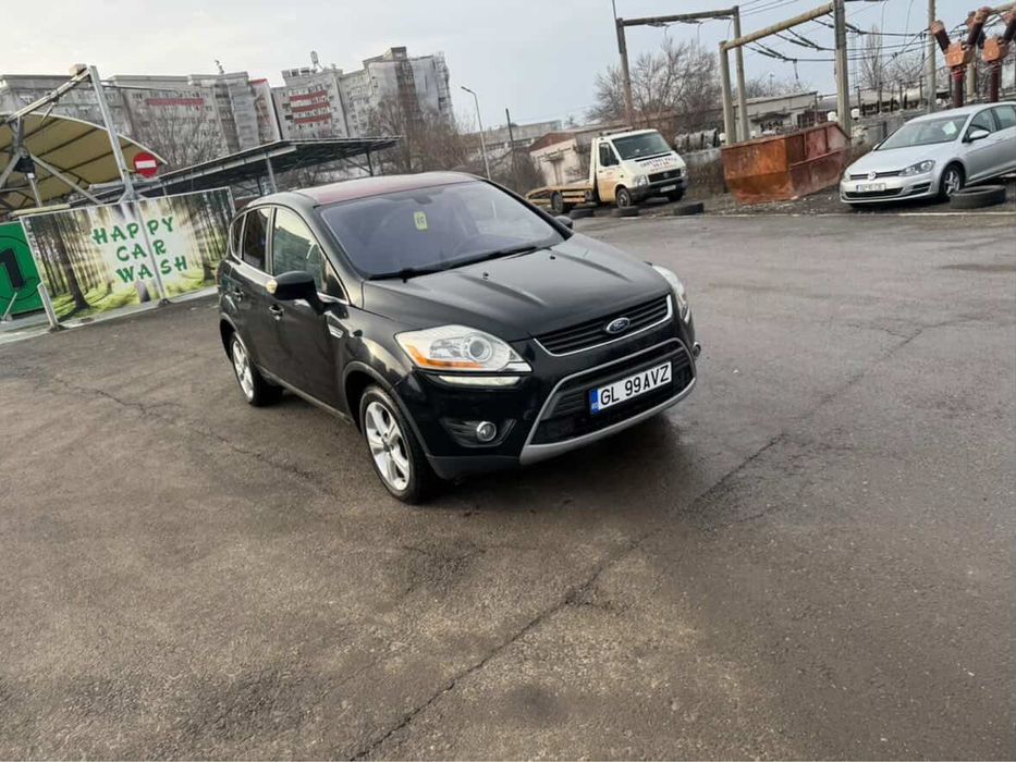 Ford Kuga 2.0 TDCI 163 CP Automata 4x4 2012-întretinută