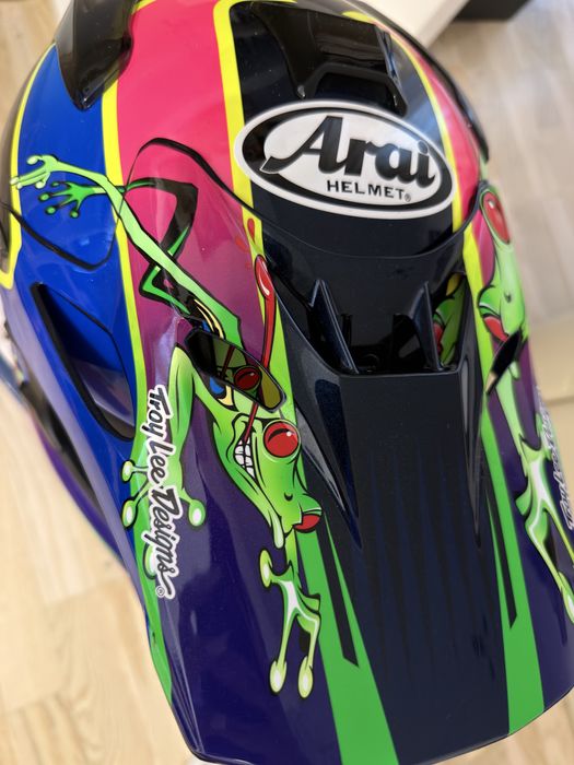 Casca Arai Helmet MX-V Barcia Frog by Troy Lee
