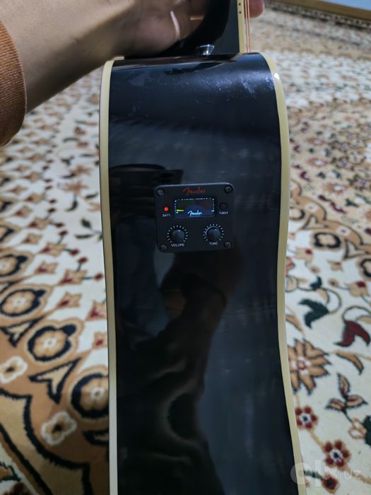 Zo'r gitara 41 razmer chiho ham bor