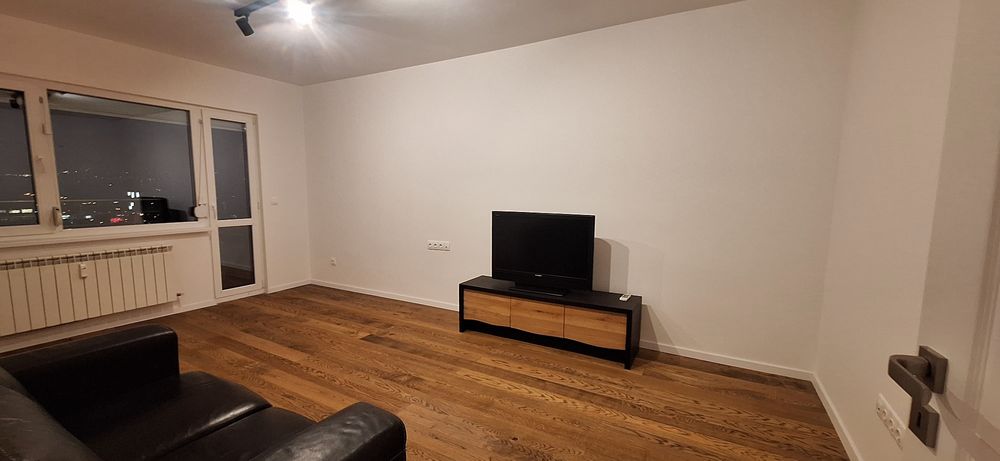 Дава се под наем Тристаен апартамент в София, Хиподрума - 105 кв.м за 714 € - Снимка #7