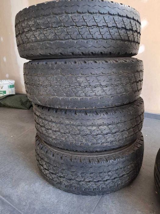 4бр.  летни гуми за бус BRIDGESTONE Duravis 215/70/15C над 7мм профил