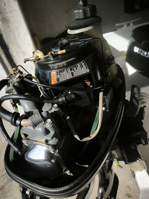 Suzuki DF6 извънбордов двигател