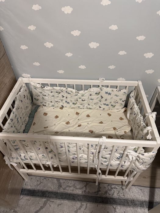 детская кроватка для малышей